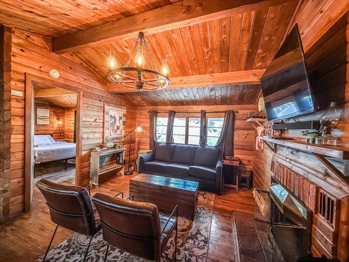 Village Vibes Deck And Bbq Duck Creek Village Екстер'єр фото