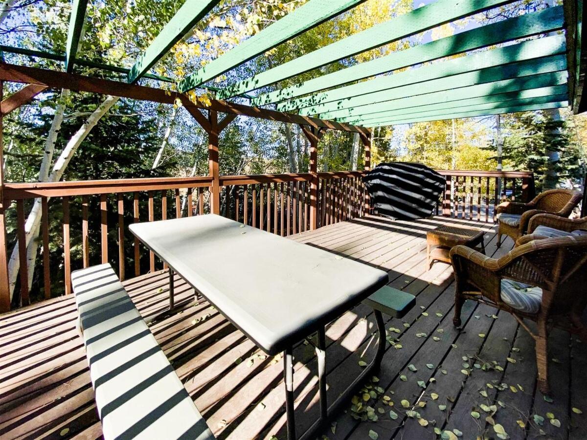Village Vibes Deck And Bbq Duck Creek Village Екстер'єр фото