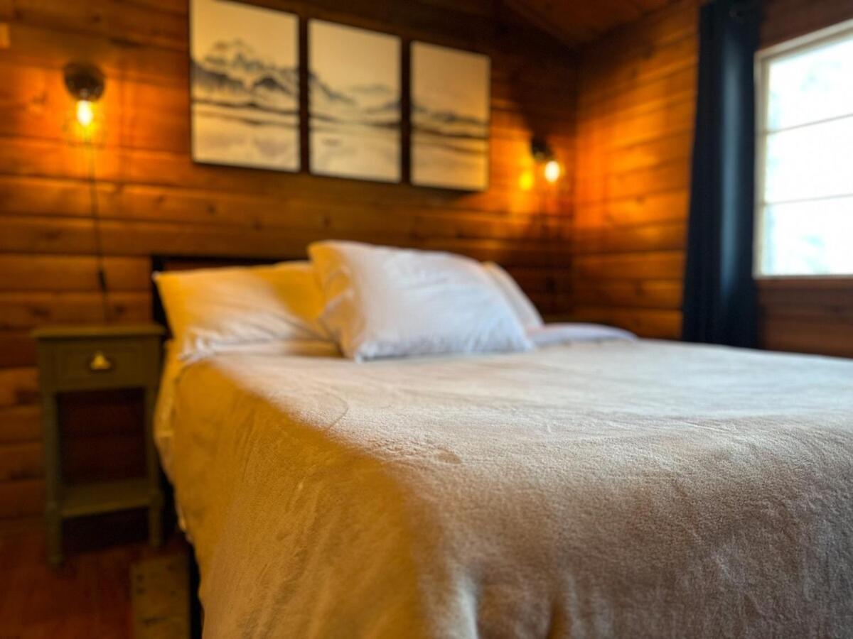 Village Vibes Deck And Bbq Duck Creek Village Екстер'єр фото